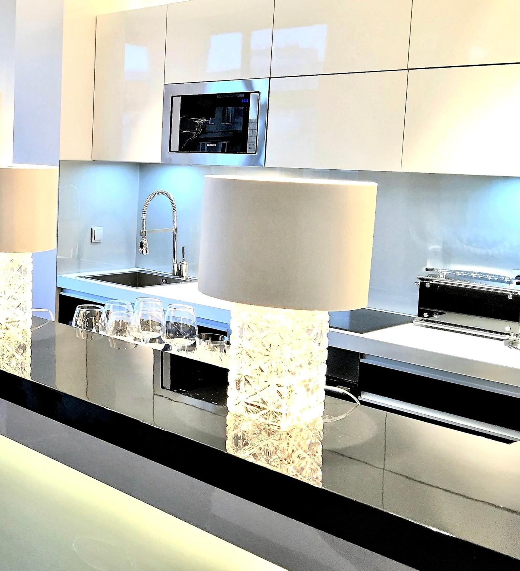 Mondrian Luxury Suites & Apartments Market Square IV Varşovia Exterior foto